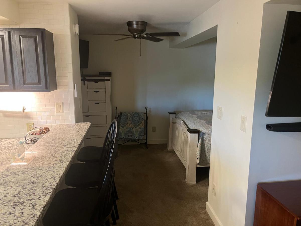 Apartment In The Country Etowah Екстер'єр фото